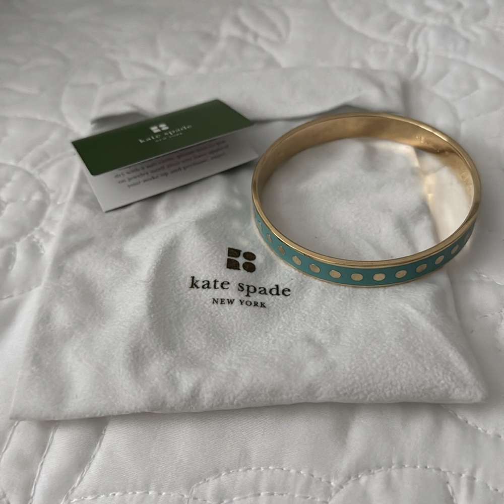 KATE SPADE Classic Turquoise Enamel Bangle Bracelet with original tags/bag